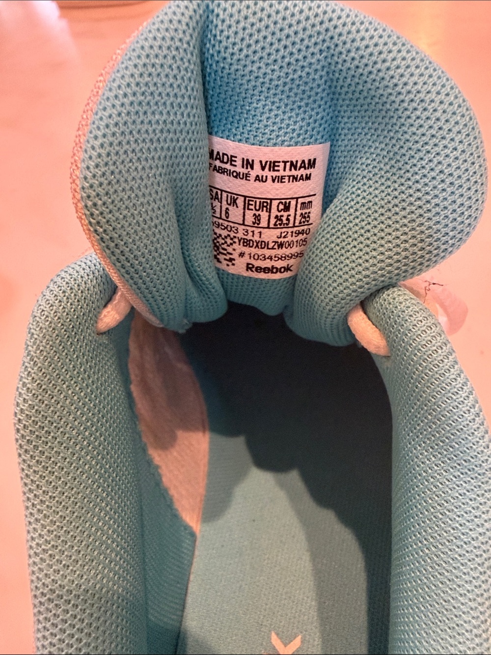 Reebok White and Teal DMX MAX Walking Sneakers - Picture 5 of 5
